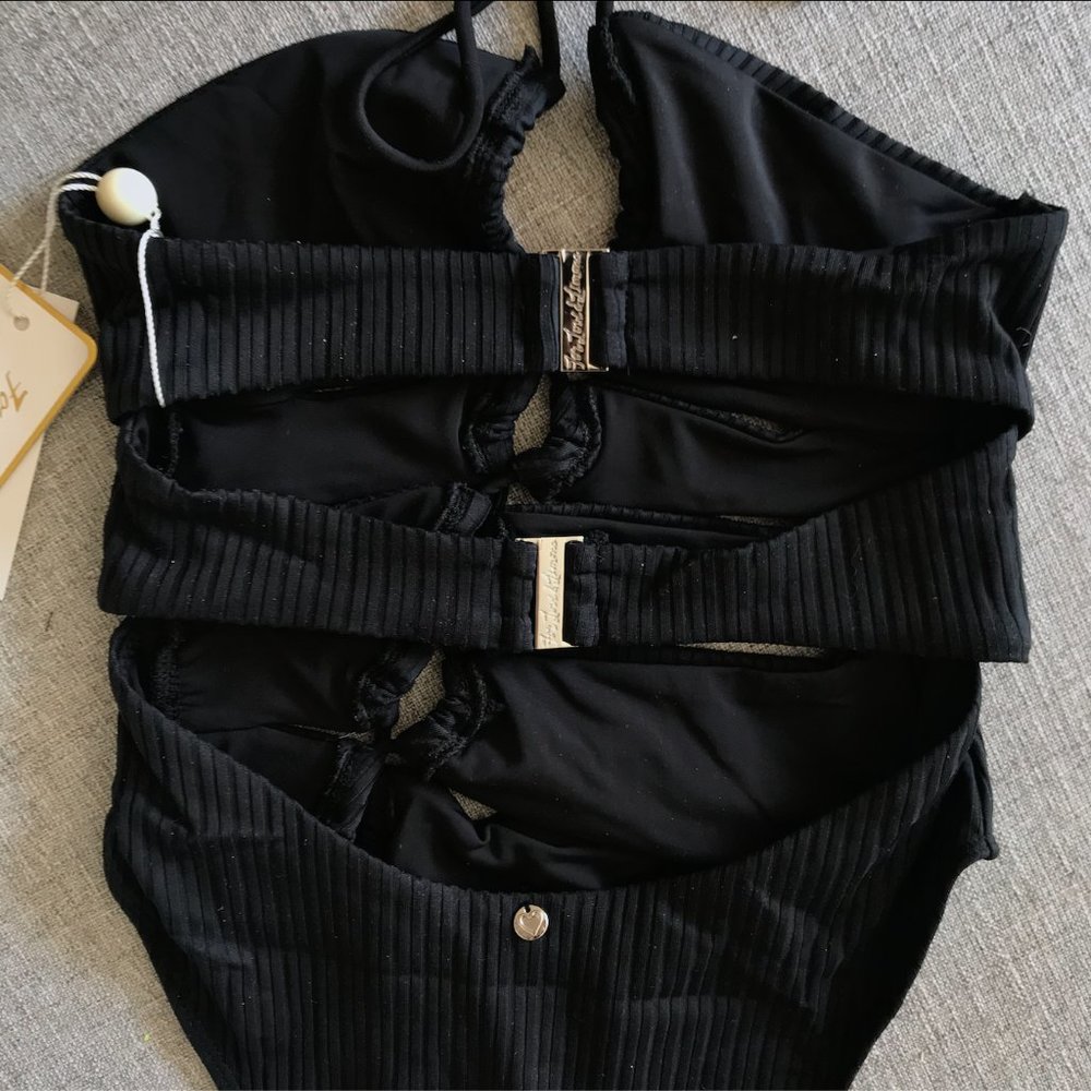 SOLD ON AKZNYC - Picture 7 of 11